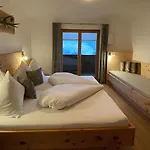 Koessler, Appartementhaus *