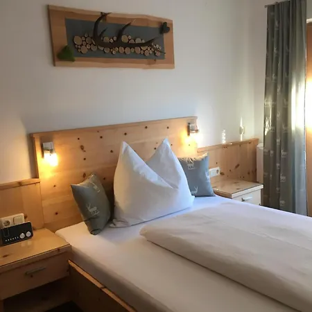 Kössler, Appartementhaus *